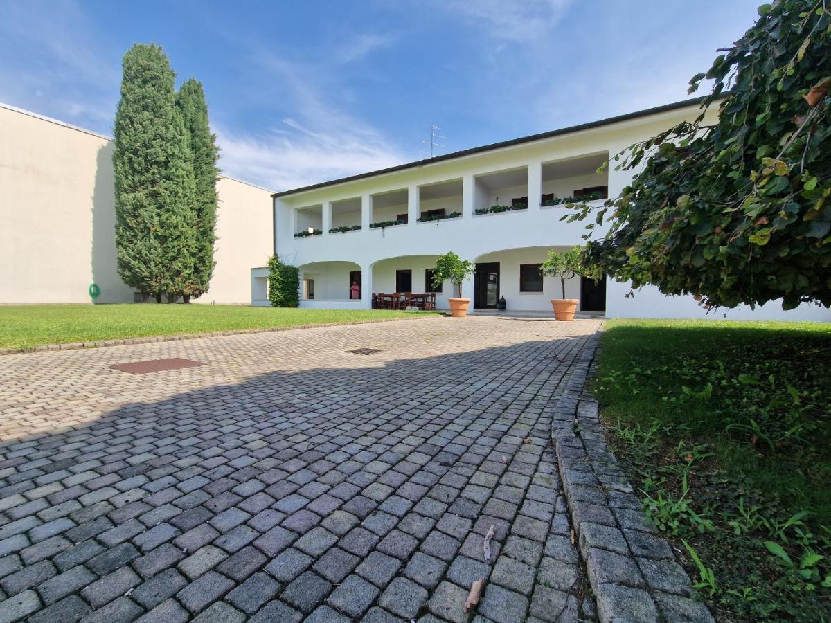 B&B Borgo Tesis Spilimbergo Exterior foto